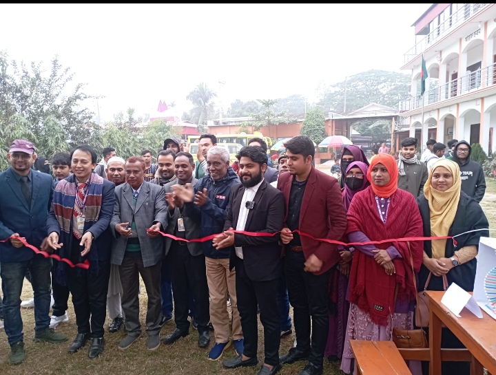 শাহাবুদ্দিন মেমোরিয়াল স্কুল এন্ড কলেজে বিজ্ঞান মেলা অনুষ্ঠিত
