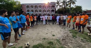 শিহাটা প্রীতি ফুটবল টুর্নামেন্টে জামালপুর একাদশের জয় খেলাধুলার মাধ্যমে মাদকমুক্ত ও সুন্দর সমাজ গড়তে তরুণদের এগিয়ে আসতে হবে: সাবেক সচিব মঞ্জু