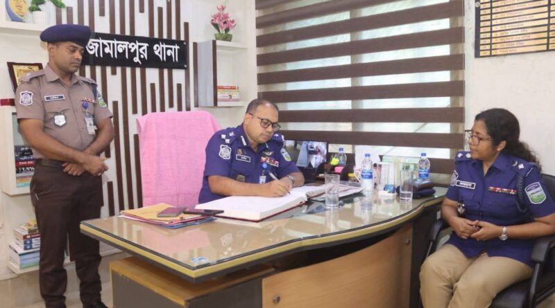 জামালপুরে ডিআইজির আকস্মিক পরিদর্শন 