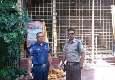 মেলান্দহে দুর্গাপূজার নিরাপত্তায় পুলিশের তৎপরতা মণ্ডপে মণ্ডপে এএসপি-ওসির পরিদর্শন, শান্তি-সম্প্রীতিতে উৎসব উদযাপনের আহ্বান