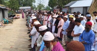 ময়মনসিংহে বাসচাপায় নিহত ৭: জামালপুরে দাফন সম্পন্ন স্বজনদের আহাজারি