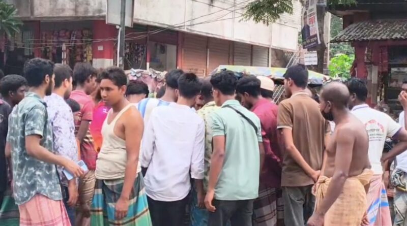 মাদারগঞ্জে অনুমতি ছাড়াই র‍্যাগ ডে, ঝুঁকিপূর্ণ বাইক চালানো নিয়ে উদ্বেগ