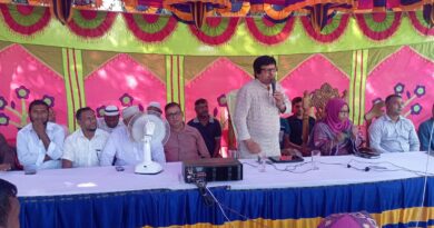 দুরমুঠ ইউনিয়নে ফ্যামিলি কার্ডের জরিপ যাচাই-বাছাই করেন এমপি বাবুল