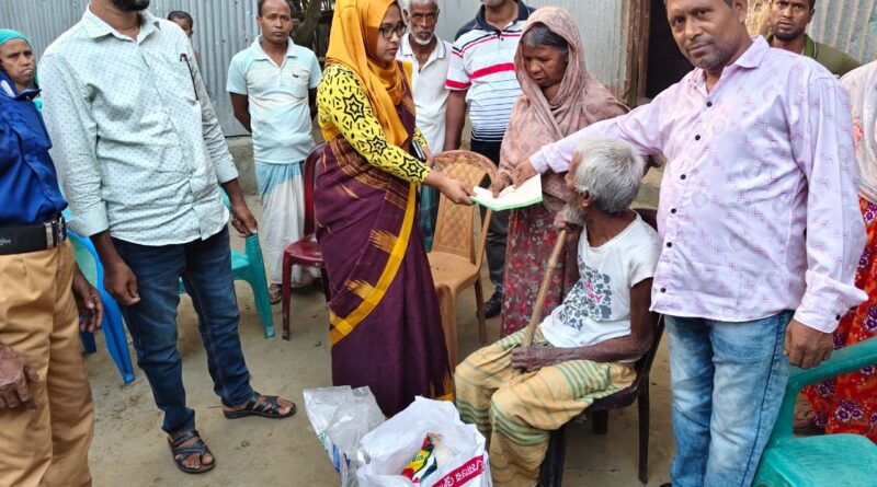 মেলান্দহে অসহায় বৃদ্ধের পাশে ইউএনও জিন্নাতুল আরা, খাদ্যসামগ্রী ও নগদ অর্থ সহায়তা প্রদান